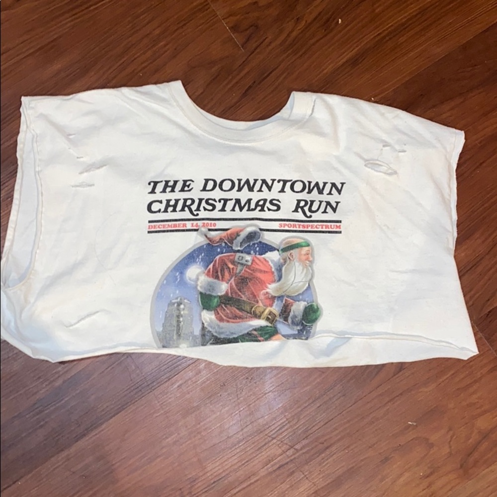 Vintage Christmas cut off T-shirt